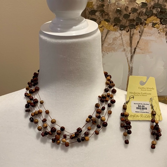 Costa Rican Handmade Necklace & Earrings - Picture 1 of 3